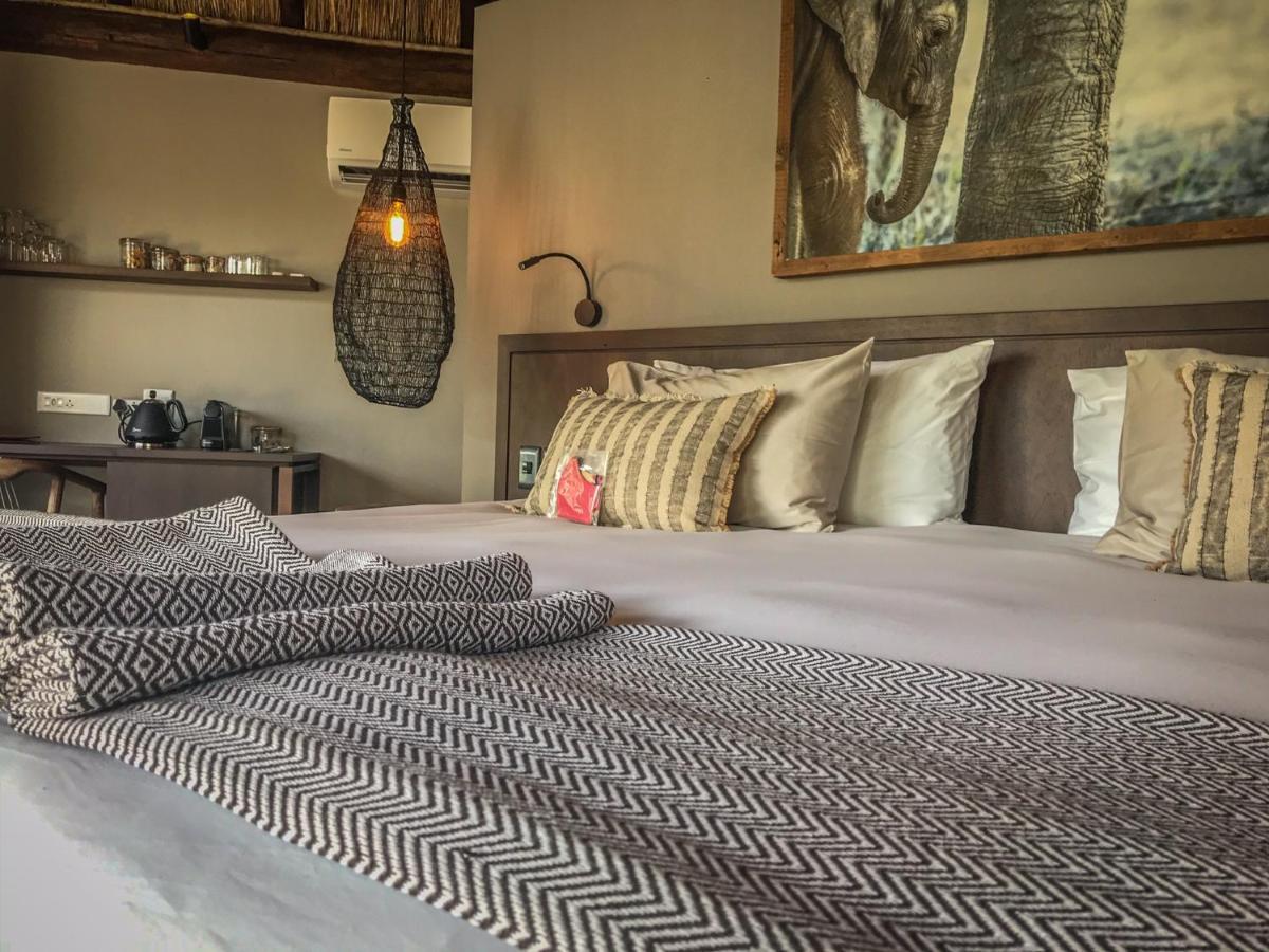 Laluka Safari Lodge - Welgevonden Game Reserve Luaran gambar