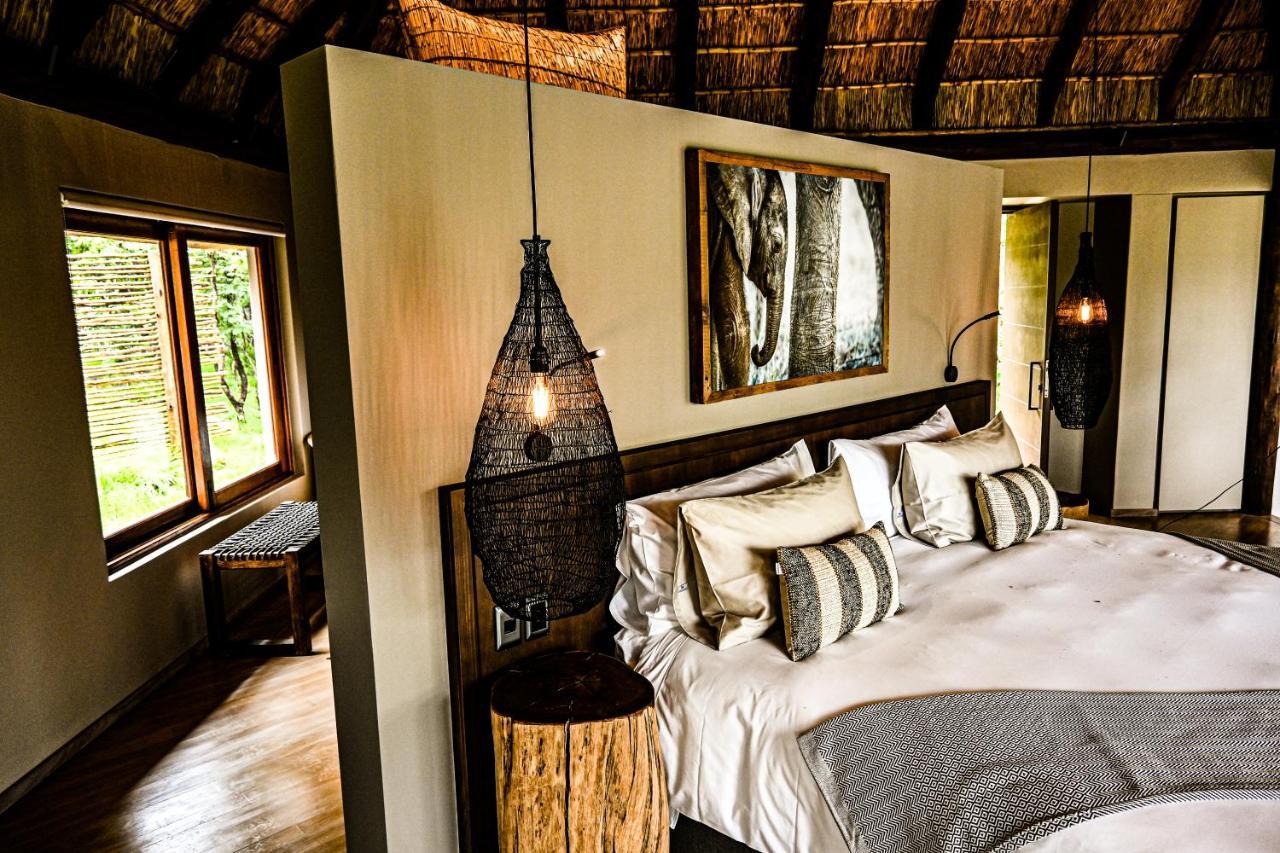 Laluka Safari Lodge - Welgevonden Game Reserve Luaran gambar